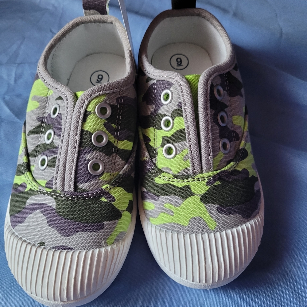 Boys moccasins shoes - Picture 1 of 4